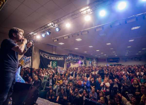 Axel en Segunda Seccion 4