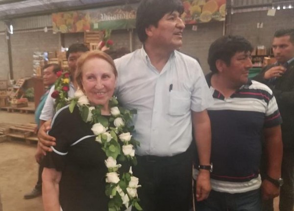 Mirta con Evo Morales